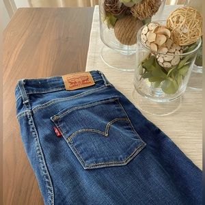 Levi’s Women’s 721 High Rise Skinny